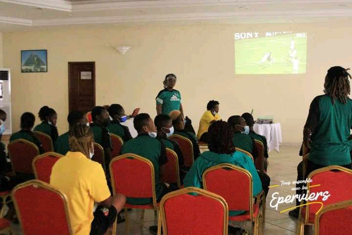 Stage des éperviers dames : Mme  Xonam Agboyi recycle les joueuses sur les lois de jeu