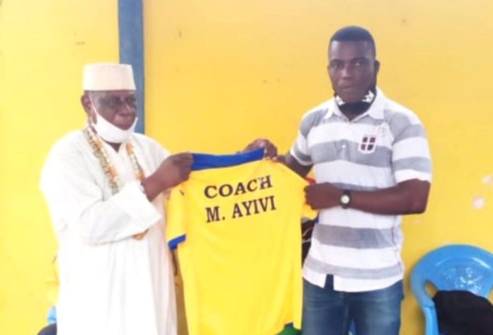 Entente 2 de Lomé a officiellement présenté son nouvel entraîneur.
