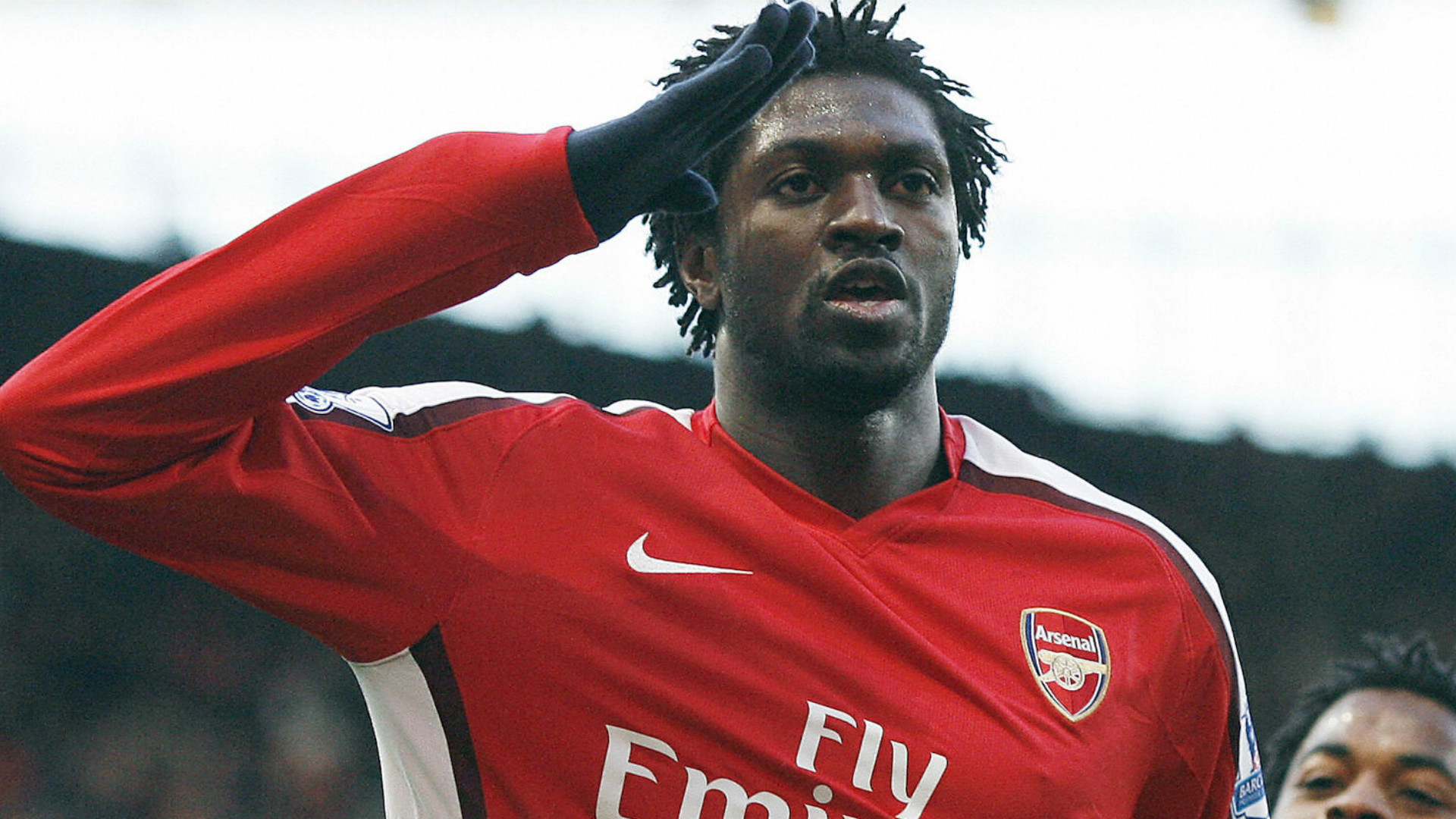Premier League : Un club anglais serait intéressé par Adebayor 